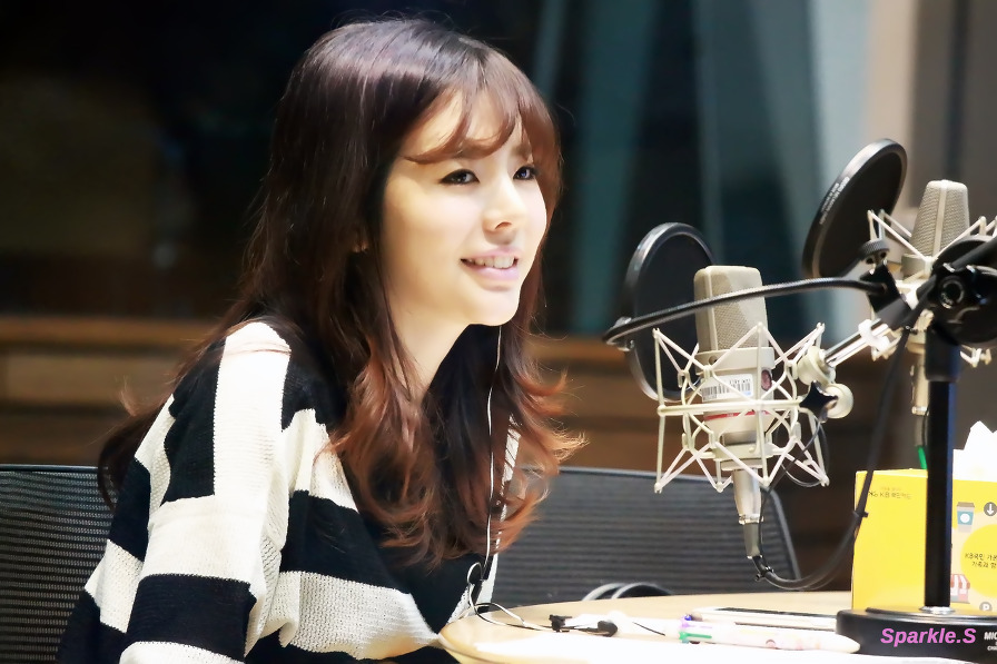[OTHER][06-02-2015]Hình ảnh mới nhất từ DJ Sunny tại Radio MBC FM4U - "FM Date" - Page 10 2146453B554BA2D1026007
