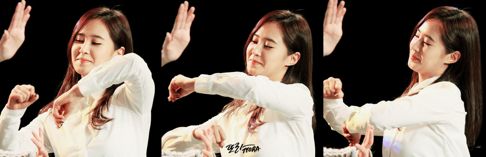 [PIC][27-12-2014]Yuri xuất hiện tại trường ĐH ChungAng để tham dự vở nhạc kịch "Time to Tea" vào hôm nay 216E2B4054A539F516A374