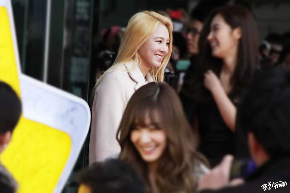 [PIC][13-01-2015]Sunny - Tiffany - HyoYeon và Yuri xuất hiện tại Lễ khai trương "SMTOWN@coexartium" vào chiều nay 2178753954BCAD8829C643