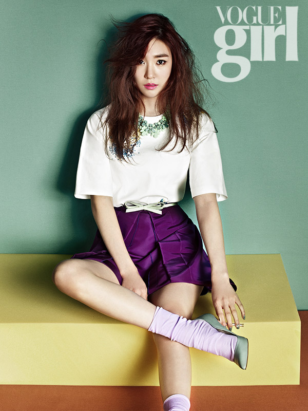 [PIC][15-02-2013]Tiffany xuất hiện trên ấn phẩm tháng 3 của tạp chí "Vogue Girl Korea" 2202F550511DDC321073F4