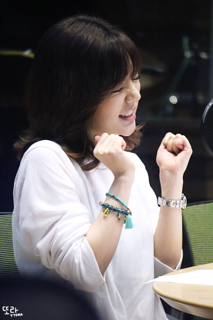 [OTHER][06-05-2014]Hình ảnh mới nhất từ DJ Sunny tại Radio MBC FM4U - "FM Date" - Page 15 2363C2485400089F3200CF