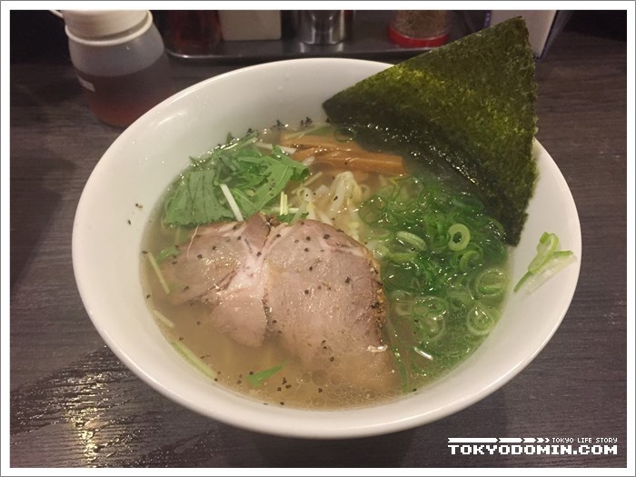 도쿄,긴자,타카라쵸 라멘맛집 "카미토쿠(香味徳)" 초강력 추천!! 일명 갈비탕 라면~