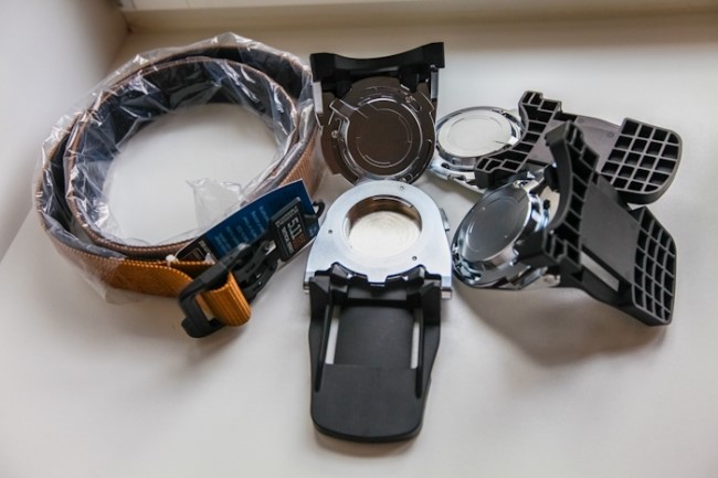 빠른 렌즈교환을 도와주는 카메라 악세사리 / 드로우 (Quikdraw) VS 렌즈홀더 (Lens Holder)