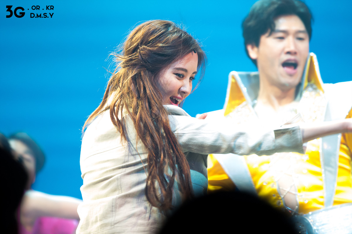 [OTHER][08-12-2015]SeoHyun tham dự vở nhạc kịch mới mang tên "Mamma Mia!" - Page 3 25603B3956CC863B2E8465