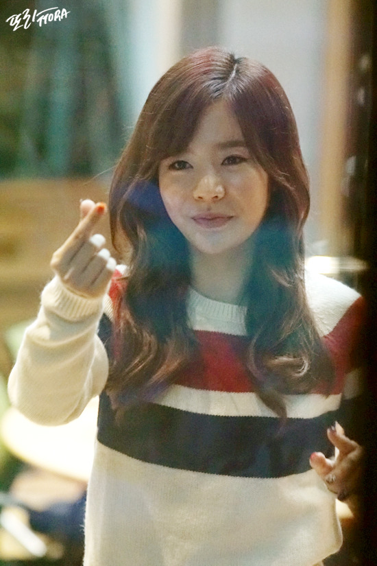 [OTHER][06-02-2015]Hình ảnh mới nhất từ DJ Sunny tại Radio MBC FM4U - "FM Date" - Page 30 257E7E3C563ED30D045AC9