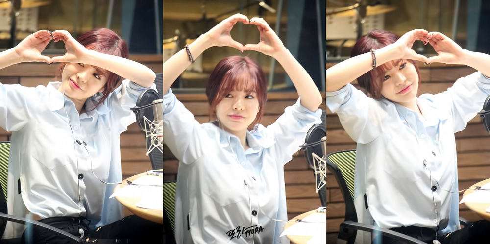 [OTHER][06-02-2015]Hình ảnh mới nhất từ DJ Sunny tại Radio MBC FM4U - "FM Date" - Page 17 2667BD35557E94F413D94F