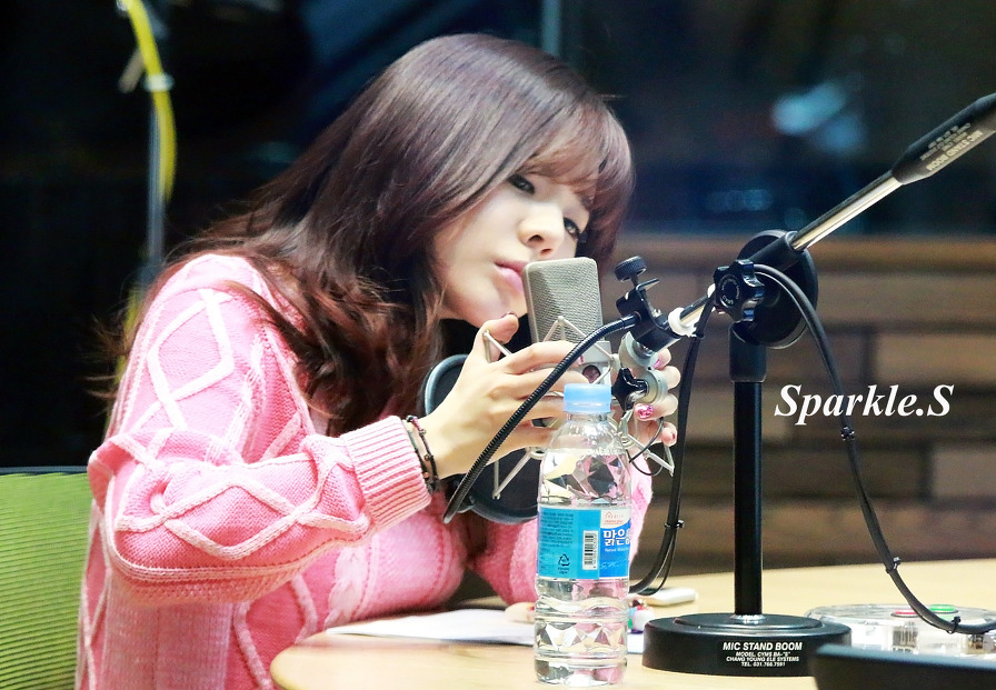 [OTHER][06-02-2015]Hình ảnh mới nhất từ DJ Sunny tại Radio MBC FM4U - "FM Date" - Page 6 27569F3B551C35CB124A7B