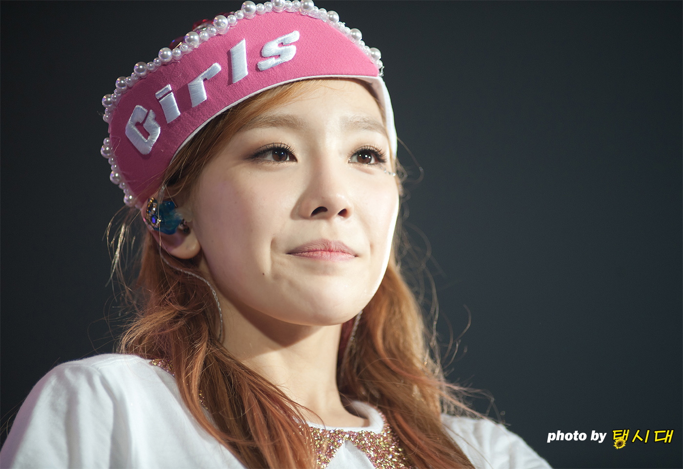 [PIC][08/09-06-2013]Hình ảnh mới nhất từ "2013 Girls' Generation's World Tour – Girls & Peace" tại Seoul, Hàn Quốc trong 2 ngày của SNSD + Selca từ hậu trường Concert của các thành viên và nhiều nghệ sĩ khác - Page 9 0231934951B558CE1EAB61