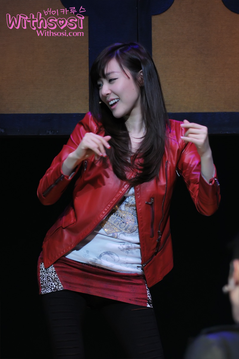 [FANTAKEN/PREVIEW][UPDATE][22-01-2012] Tiffany @ FAME Musical 186F0E3F4F1C1BDB3CCE36