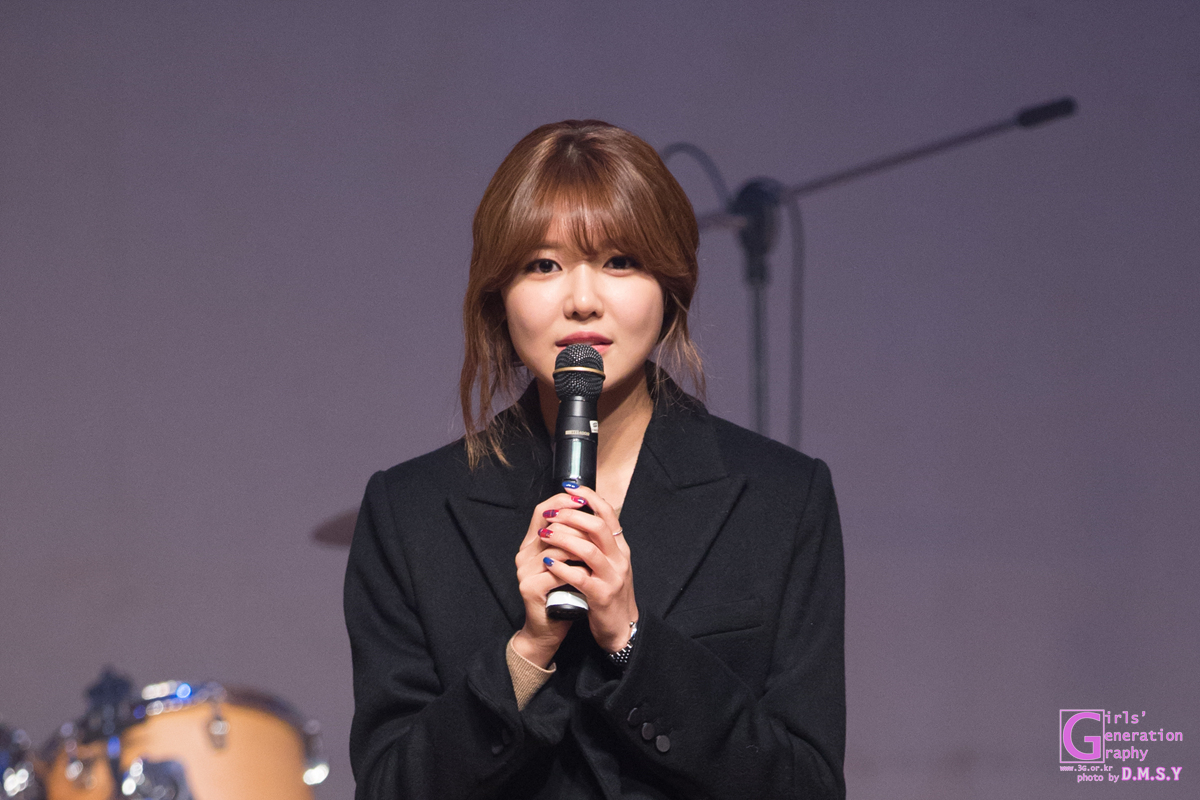 [PIC][20-12-014]SooYoung xuất hiện tại sự kiện "Korean Retinitis Pigmentosa Charity" vào chiều nay 243906505495C2680F52E1