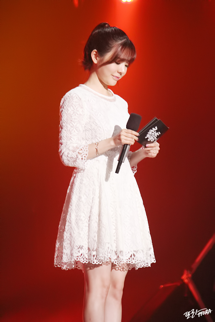 [PIC][07-04-2015]Sunny đảm nhận vai trò MC cho "KBS 1TV Concert 7080" vào tối nay 25159D4D553A3ED123066C