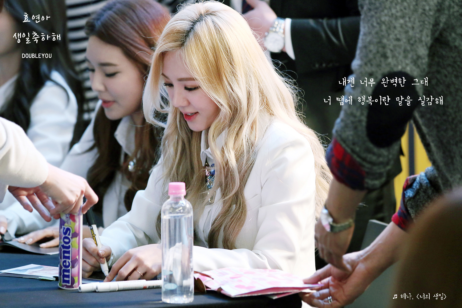 [PIC][14-03-2014]SNSD xuất hiện tại buổi fansign cho "Mr.Mr." vào tối nay  - Page 15 2728DA3F55FF92BA31B765